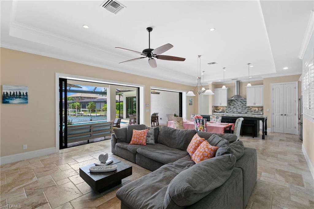 MARCO BEACH - Residential