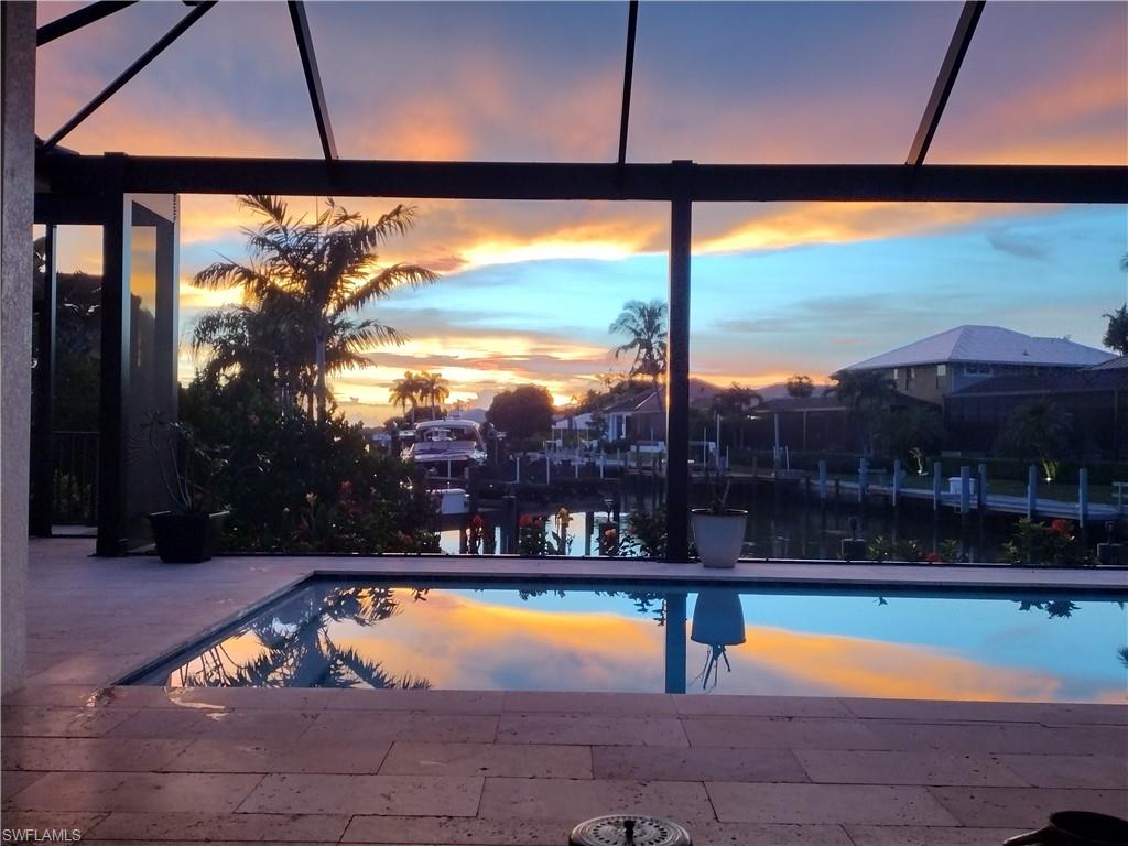MARCO BEACH - Residential