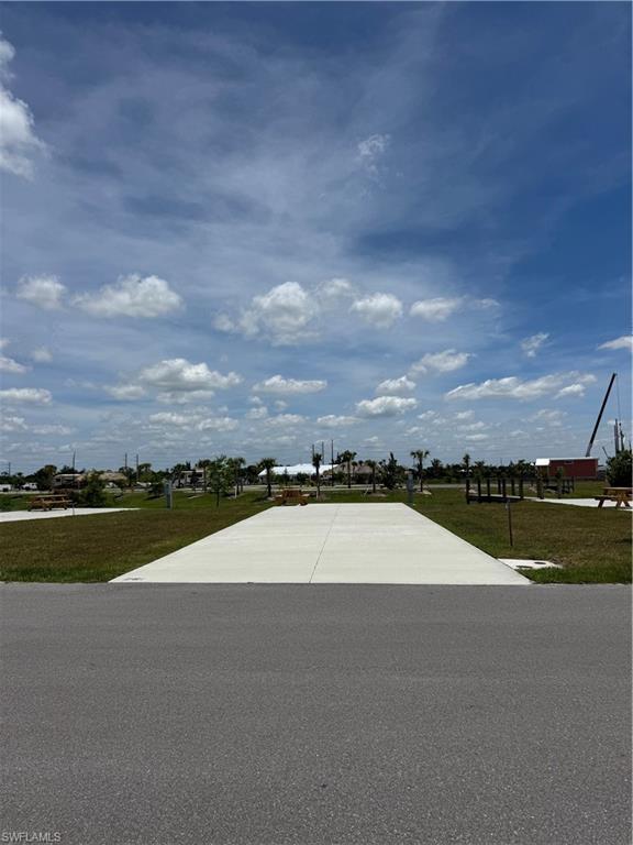 PALM BREEZE - Land
