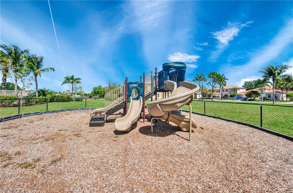 CORAL LAKES - Residential