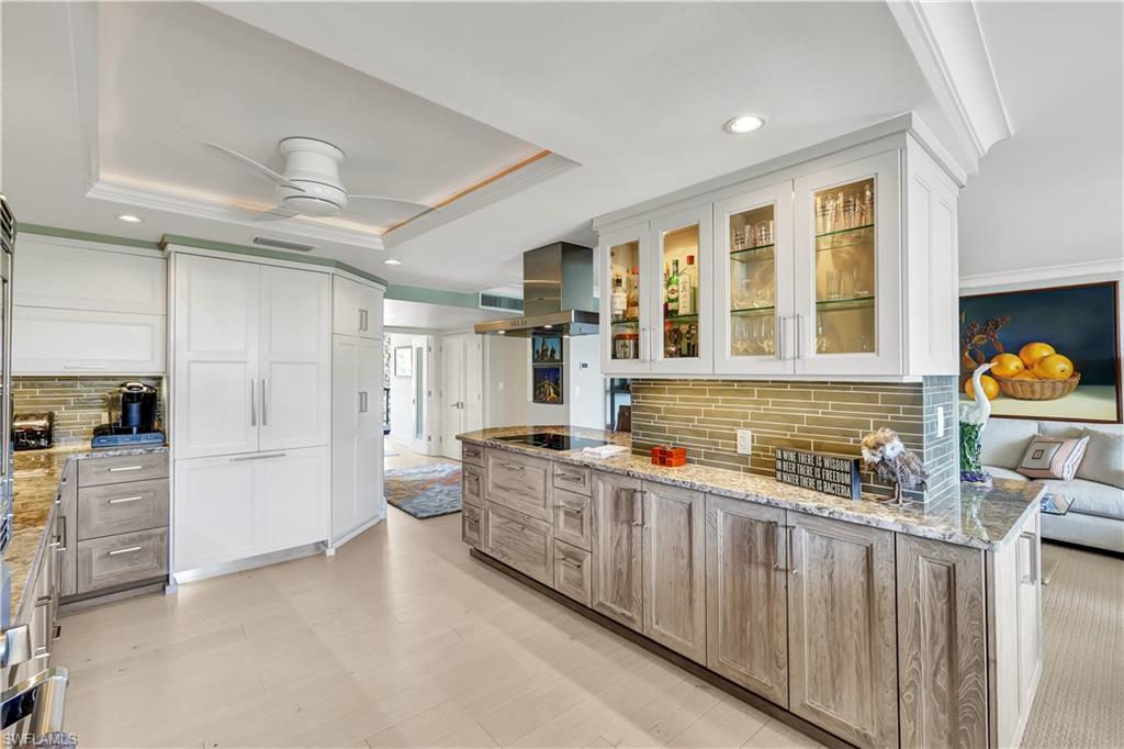ADMIRALTY POINT - Residential
