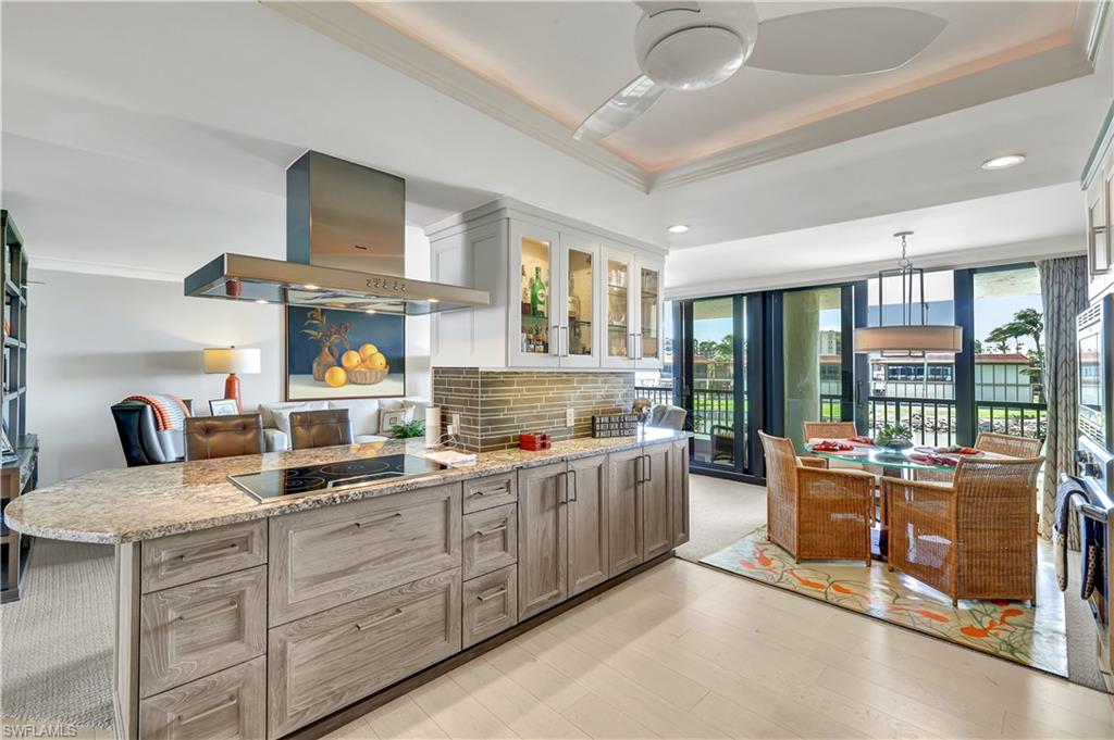 ADMIRALTY POINT - Residential