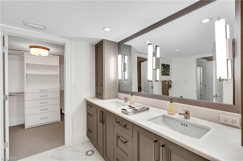 ADMIRALTY POINT - Residential