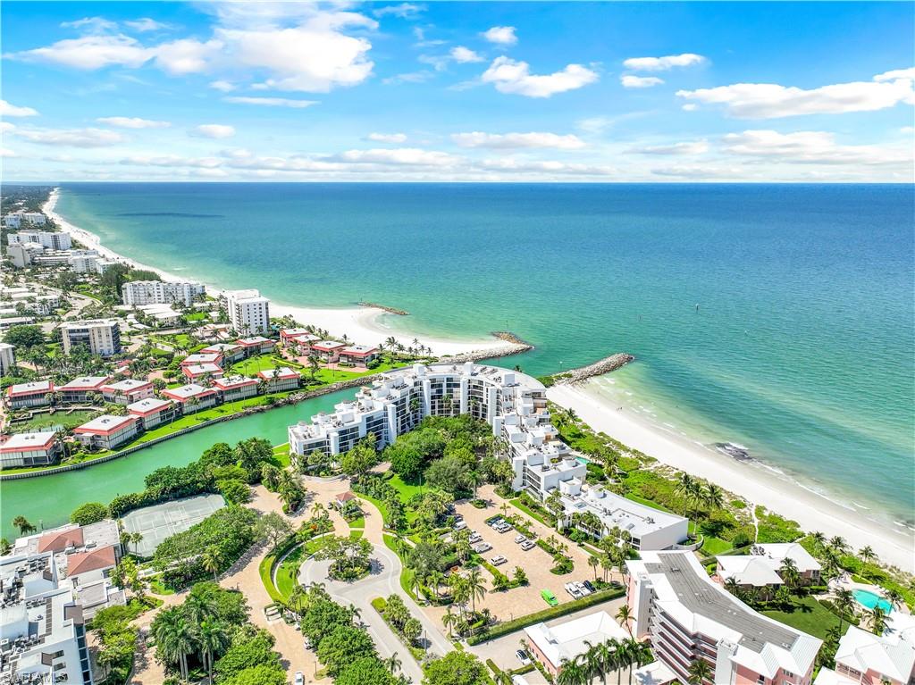 ADMIRALTY POINT - Residential