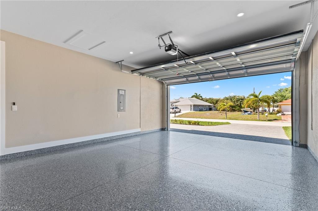 CAPE CORAL - Residential Income