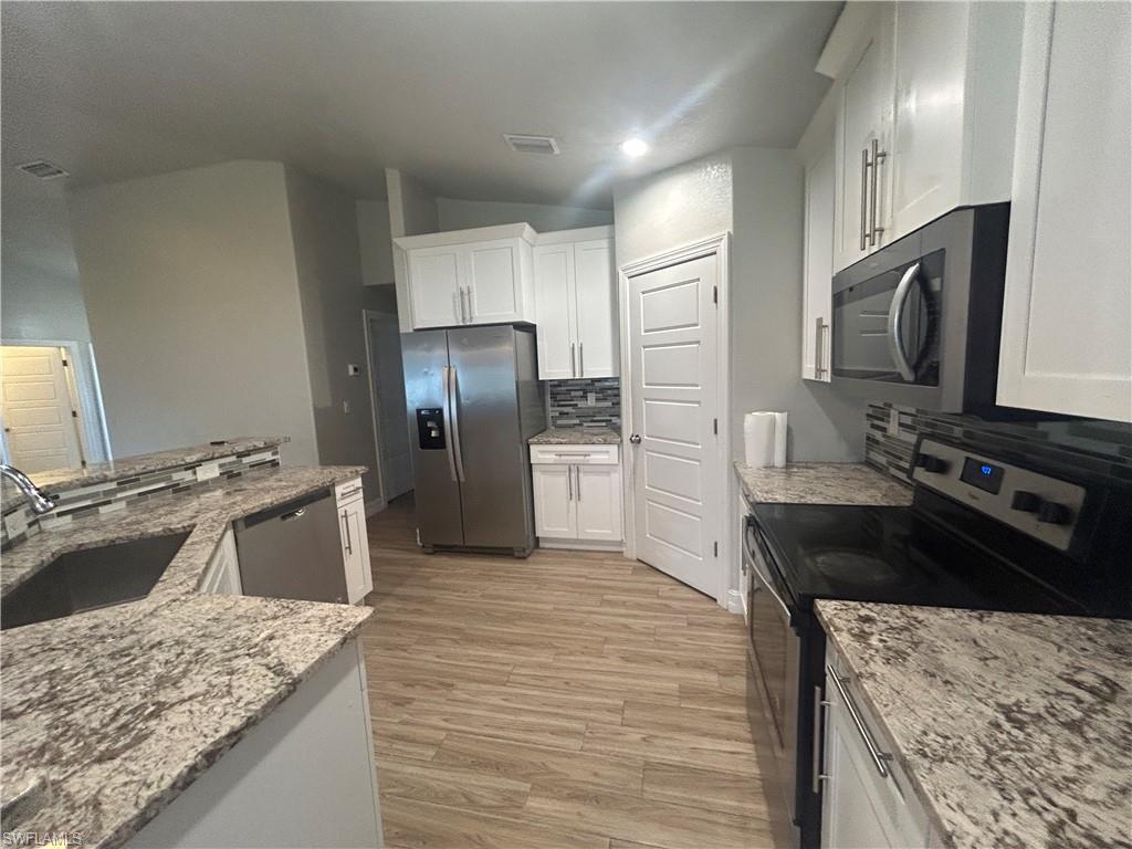 CAPE CORAL - Residential Lease