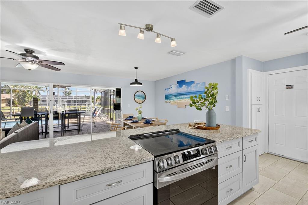 CAPE CORAL - Residential Lease