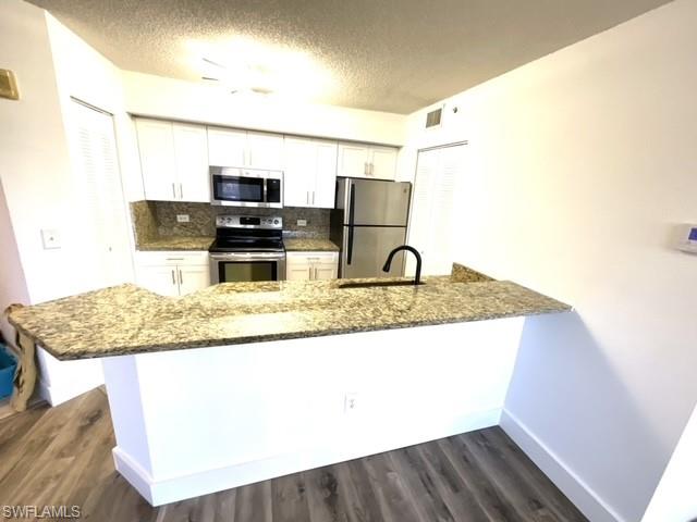 SAN MIRAGE - Residential Lease