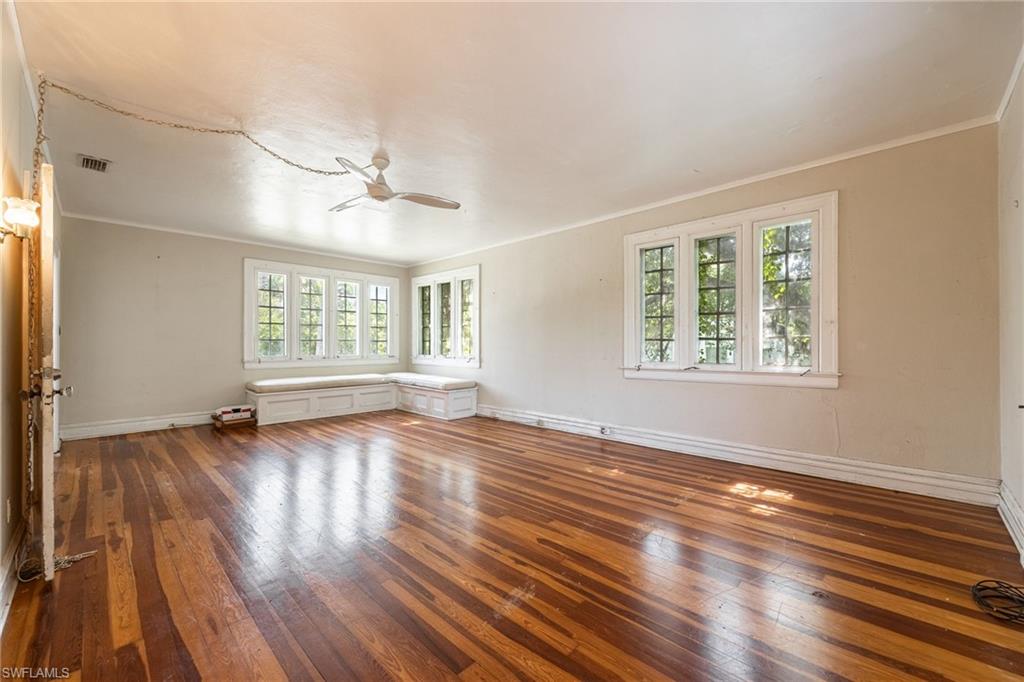 DEAN PARK - Residential