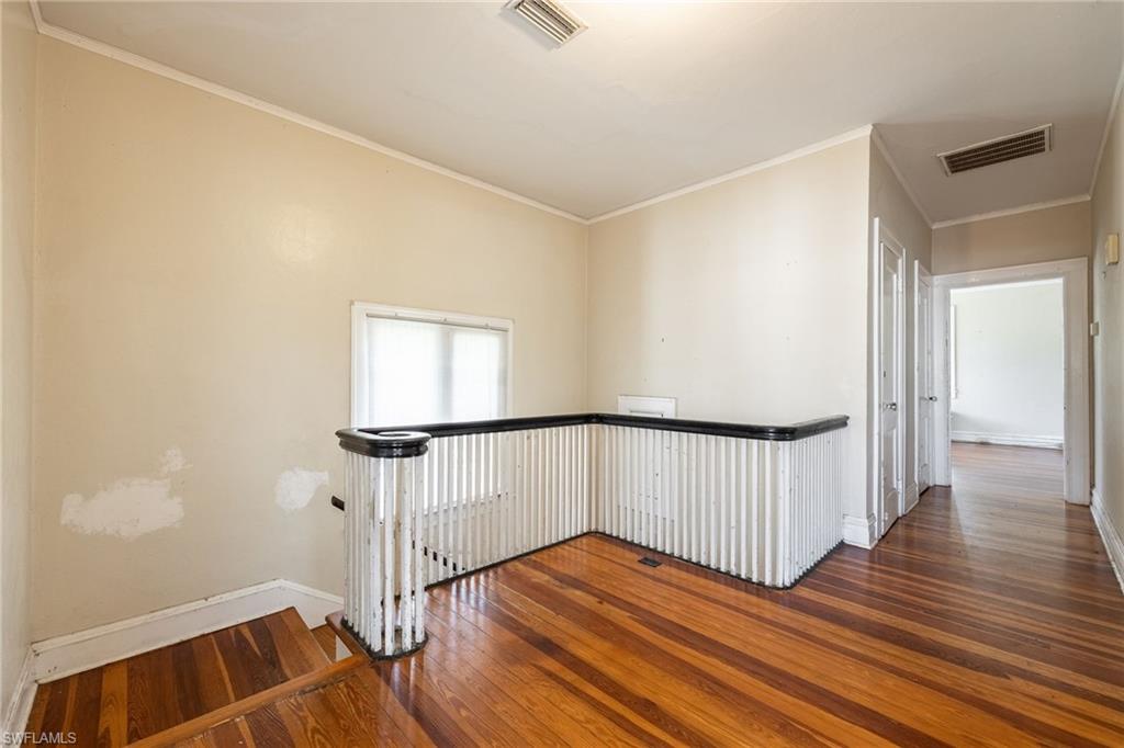 DEAN PARK - Residential