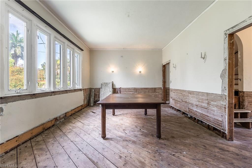 DEAN PARK - Residential
