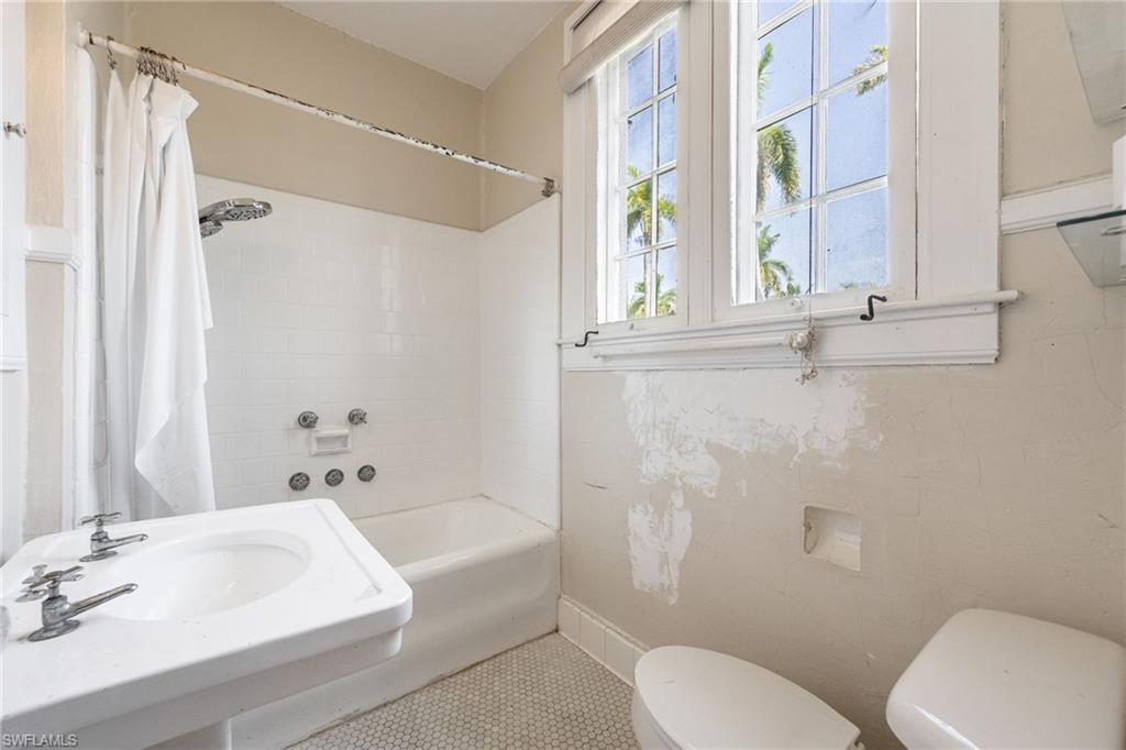 DEAN PARK - Residential