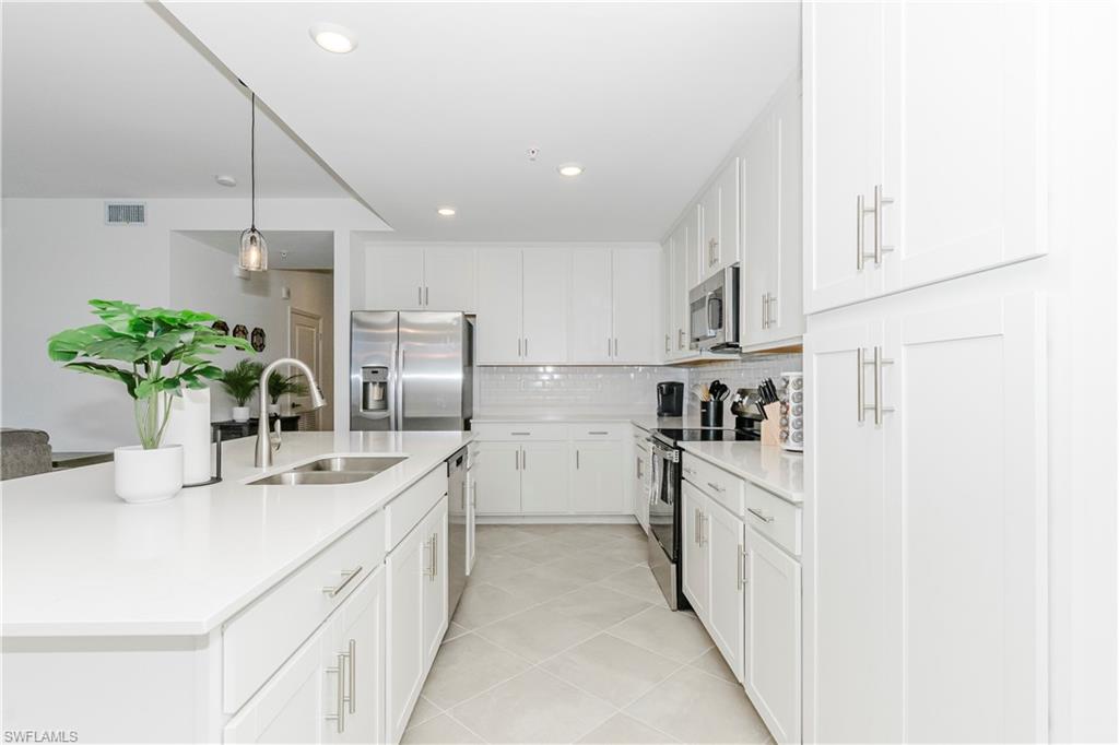 THE NATIONAL GOLF & COUNTRY CLUB AT AVE MARIA - Residential Lease