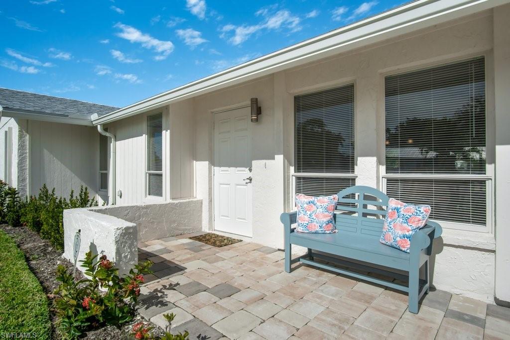 NAPLES TWIN LAKES - Residential