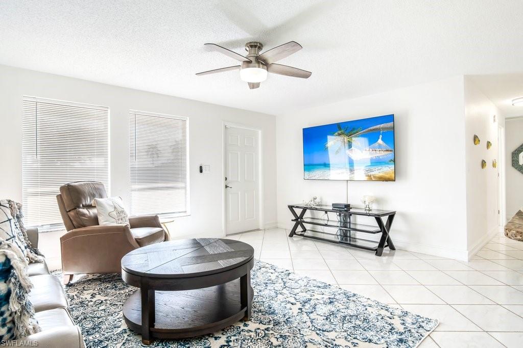 NAPLES TWIN LAKES - Residential