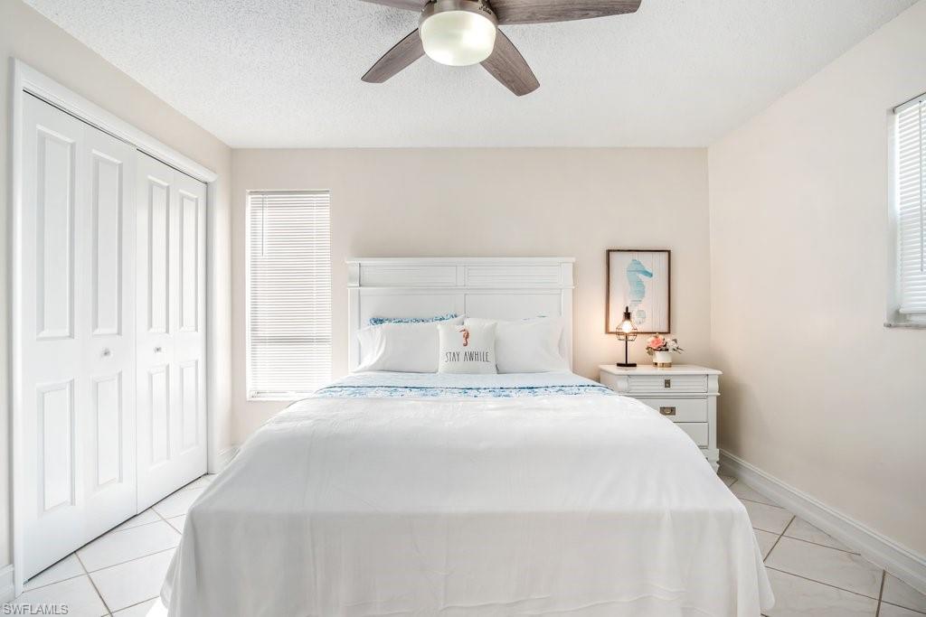 NAPLES TWIN LAKES - Residential