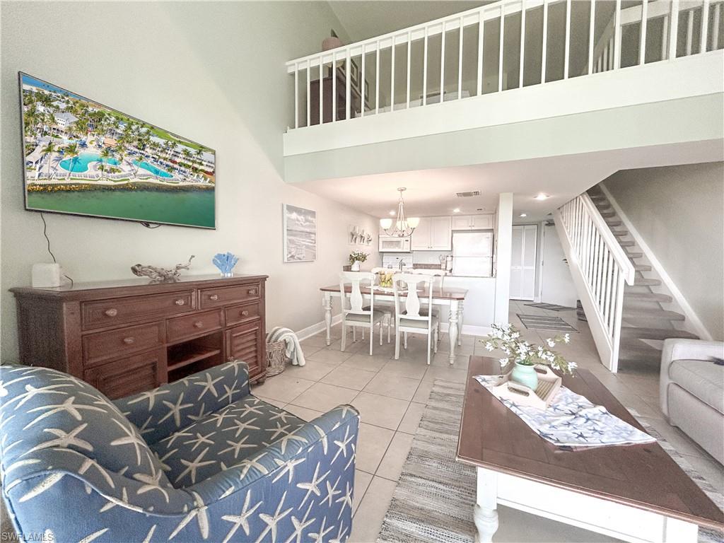 TENNIS VILLAS - Residential