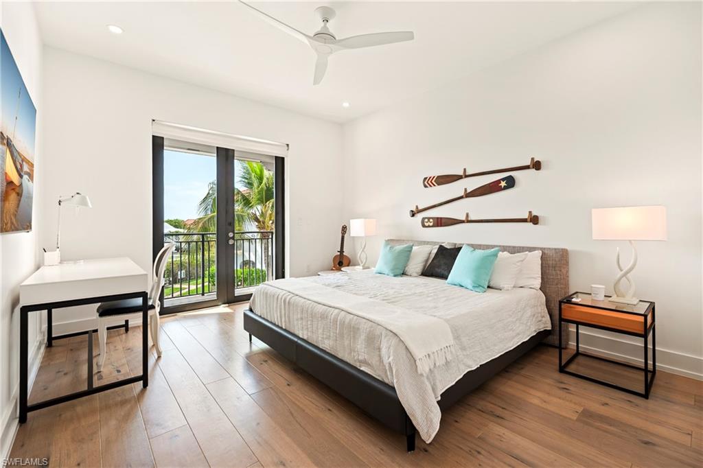 NAPLES BAY RESORT - Residential