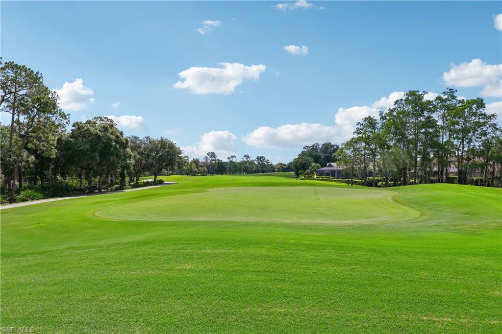 COUNTRY HOLLOW - Residential