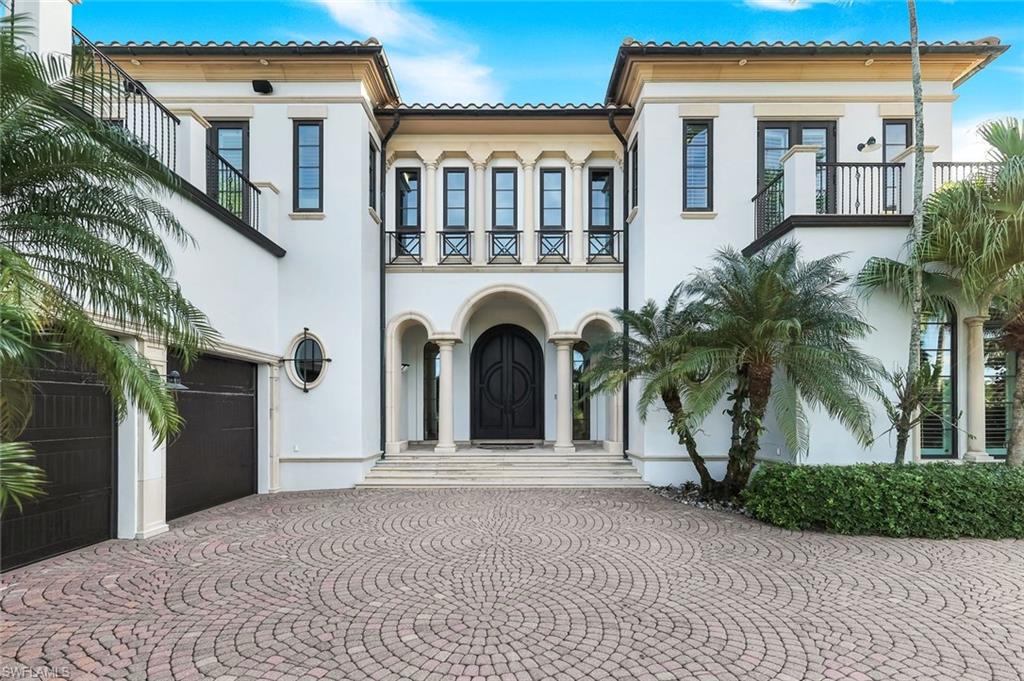 SOUTHPOINTE YACHT CLUB - Residential