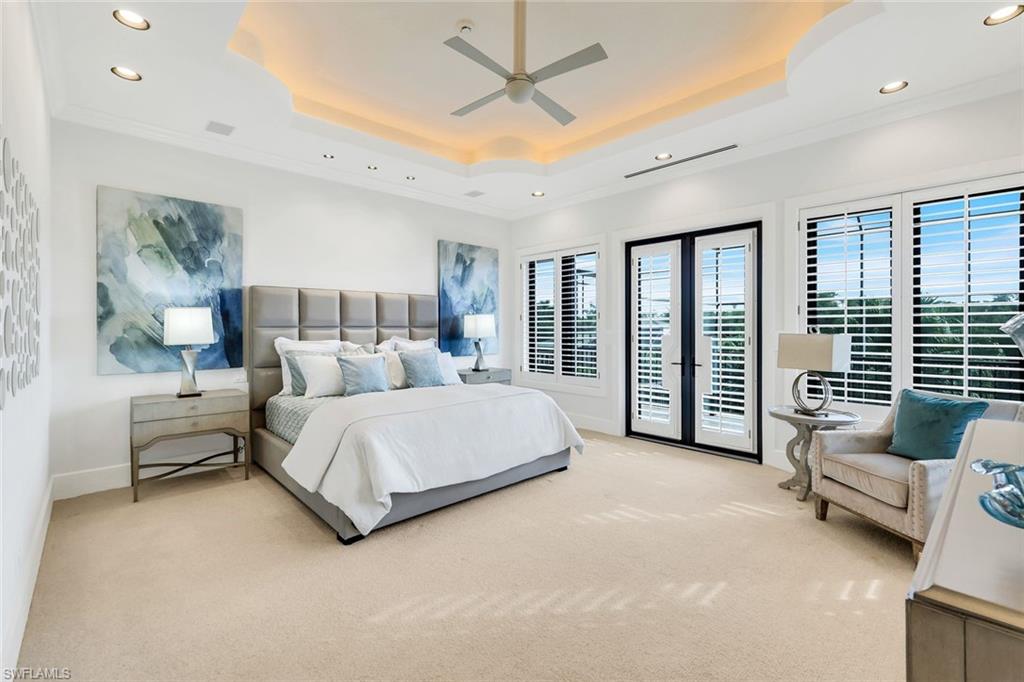 SOUTHPOINTE YACHT CLUB - Residential