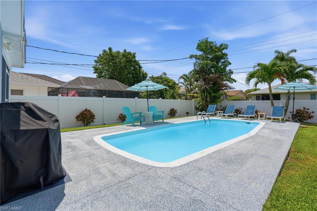 NAPLES PARK - Residential