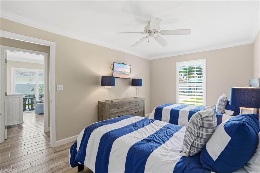 NAPLES PARK - Residential