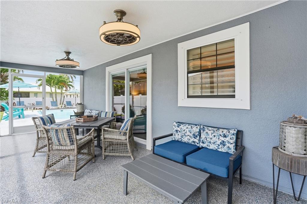 NAPLES PARK - Residential