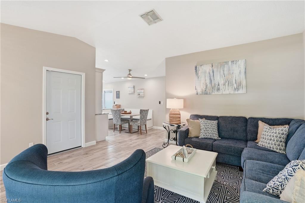NAPLES PARK - Residential