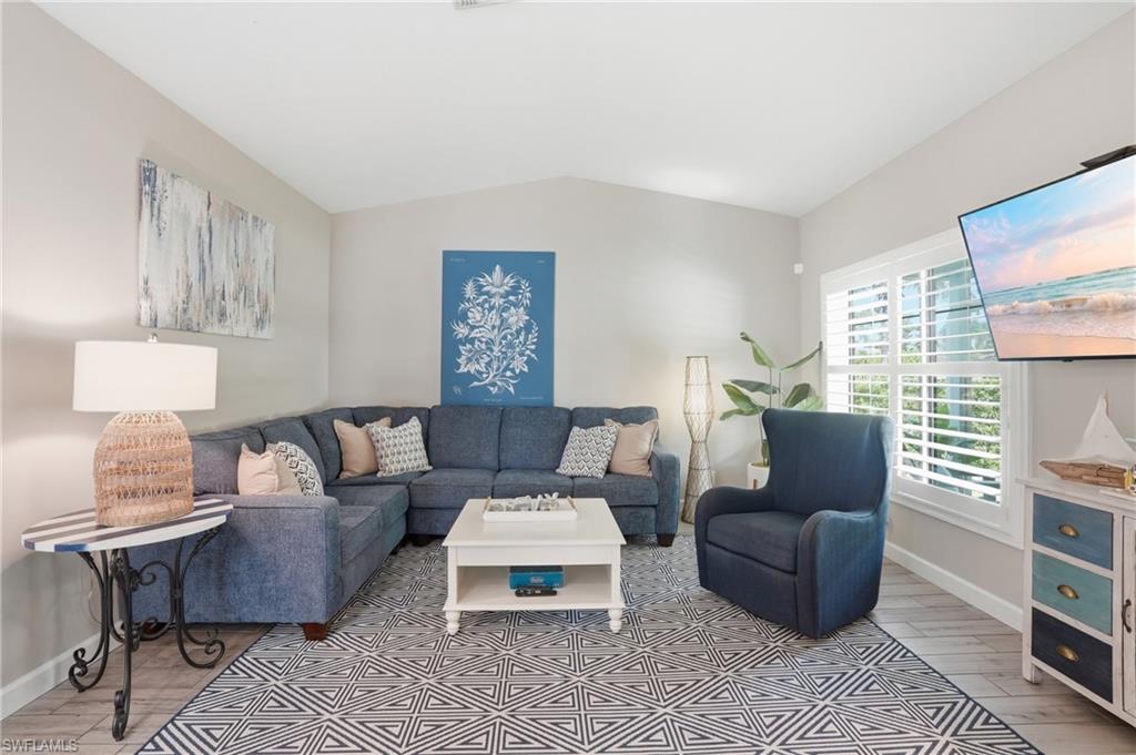 NAPLES PARK - Residential