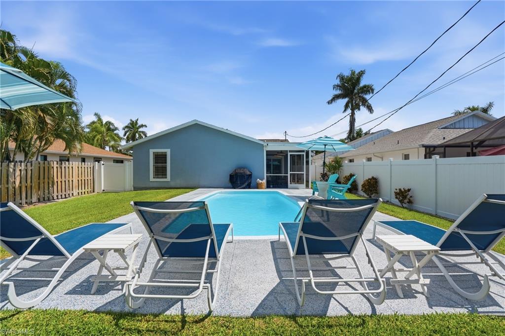 NAPLES PARK - Residential