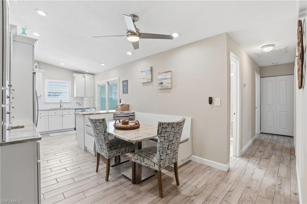 NAPLES PARK - Residential