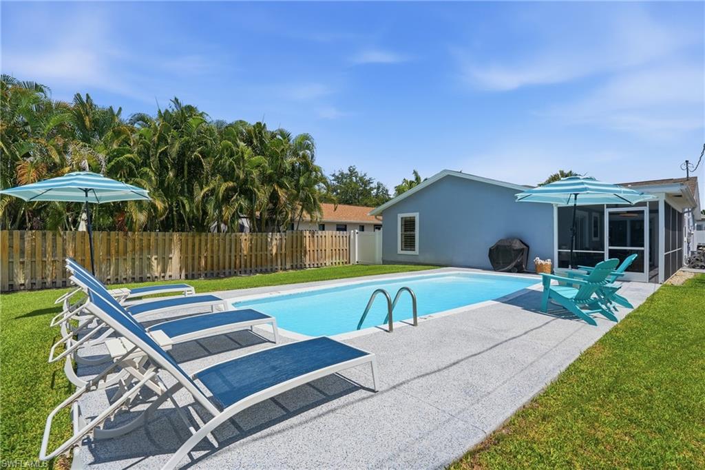 NAPLES PARK - Residential