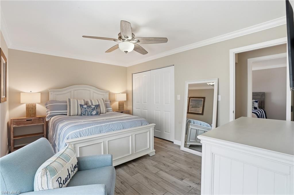 NAPLES PARK - Residential