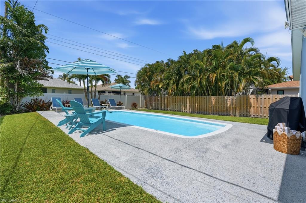 NAPLES PARK - Residential