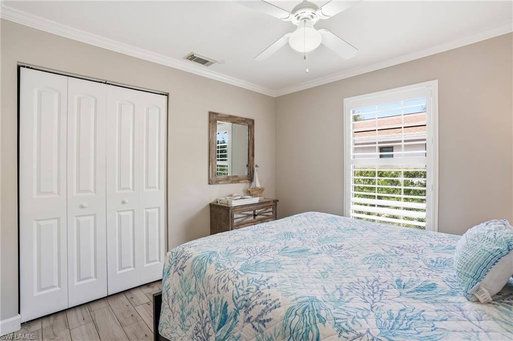 NAPLES PARK - Residential