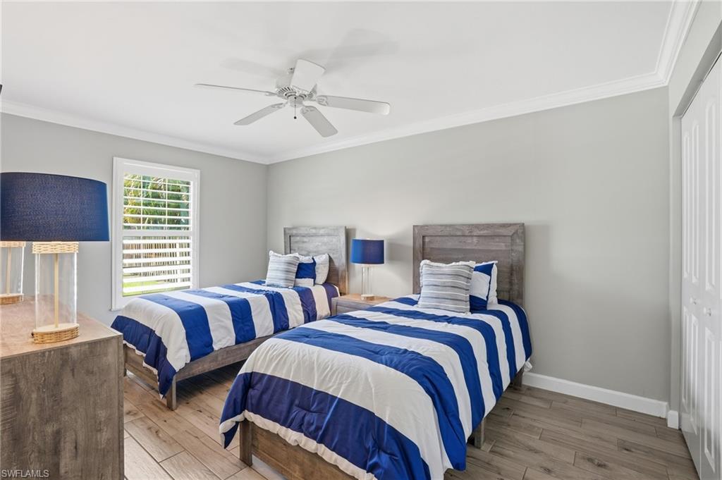 NAPLES PARK - Residential