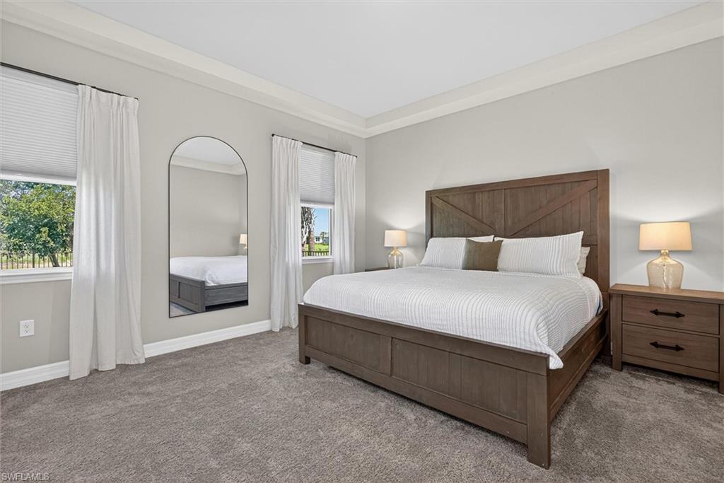 CRESCENT LAKES - Residential