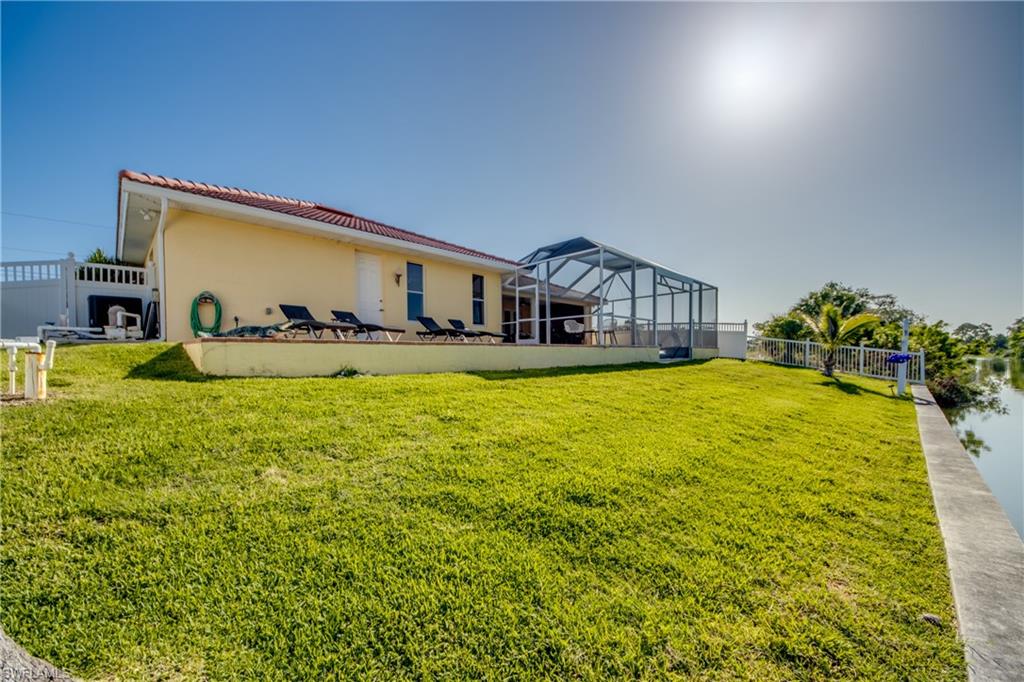 CAPE CORAL - Residential