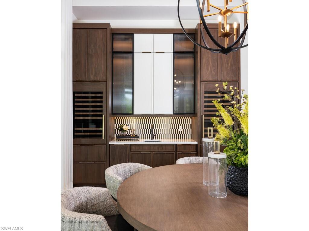 PINE RIDGE - Residential