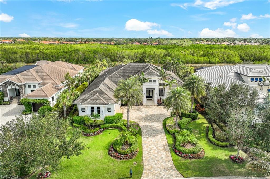 BAY WOODS - Residential