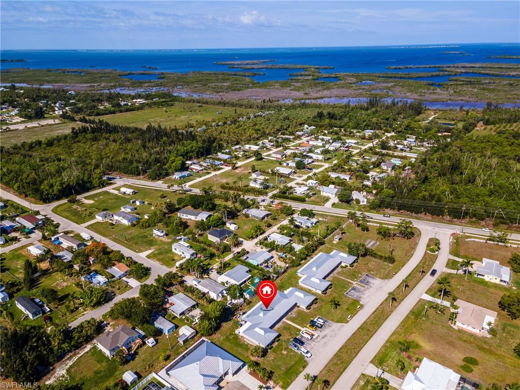 CHARLOTTE SHORES CONDOMINIUM - Residential
