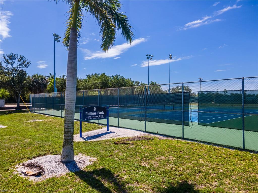 CHARLOTTE SHORES CONDOMINIUM - Residential