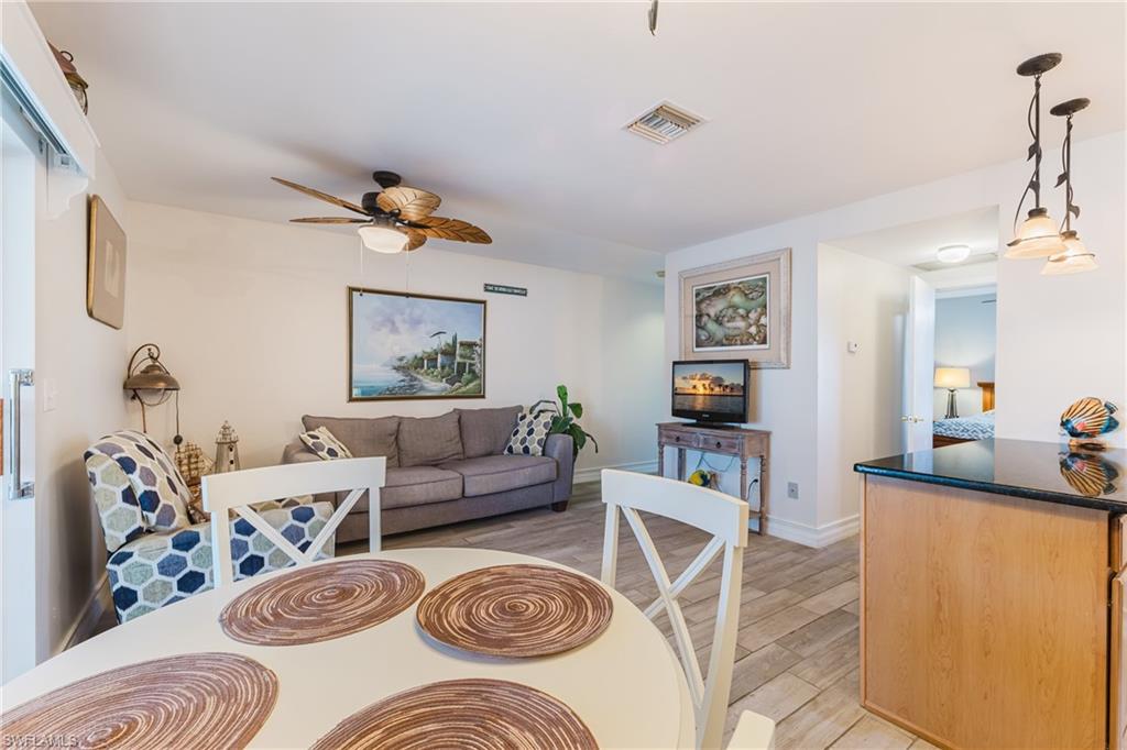 CHARLOTTE SHORES CONDOMINIUM - Residential