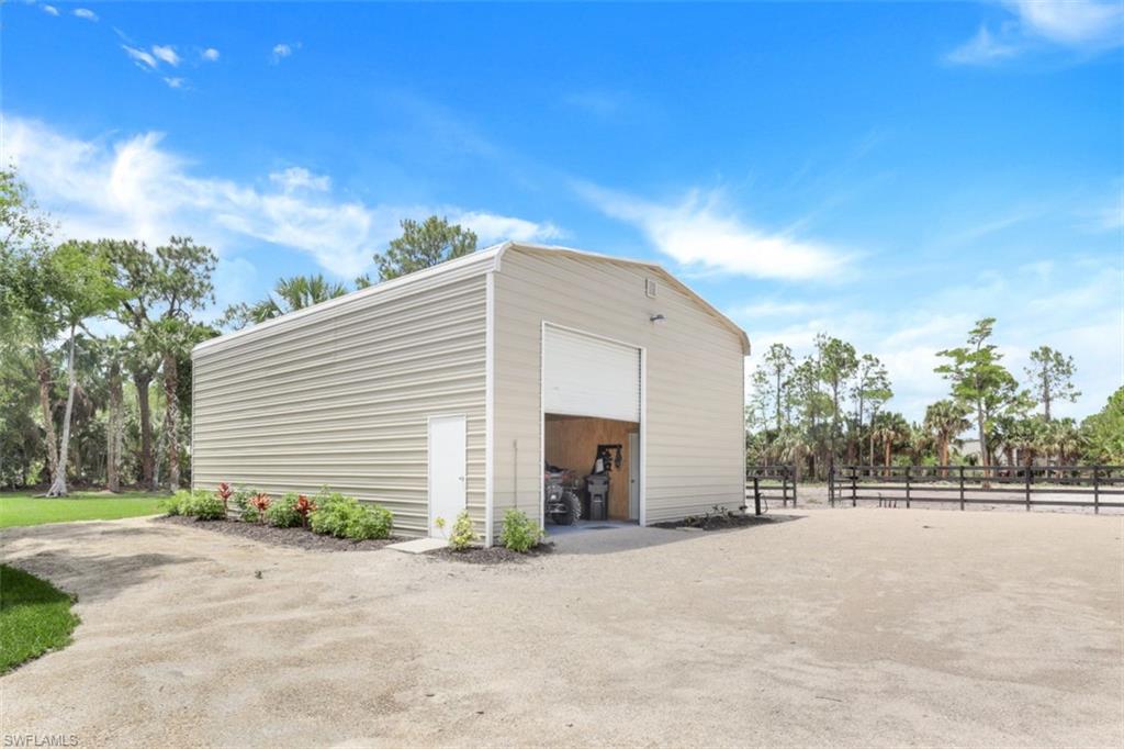 GOLDEN GATE ESTATES - Residential