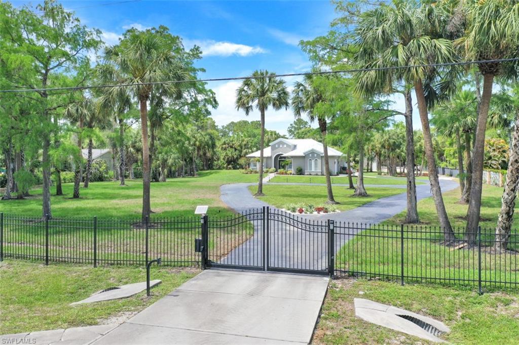GOLDEN GATE ESTATES - Residential