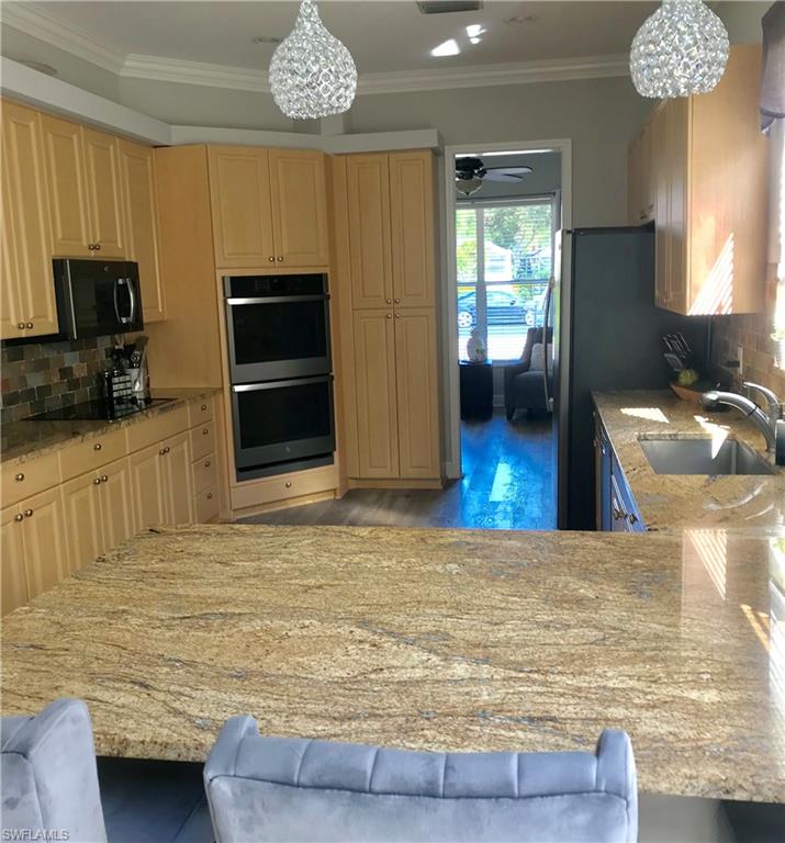 BRIDGEWATER BAY - Residential