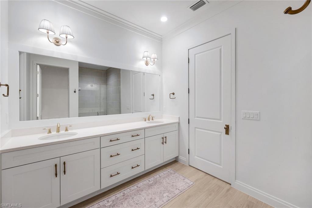 ABACO POINTE - Residential