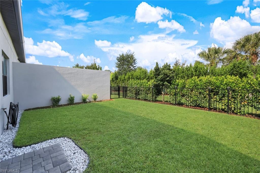 ABACO POINTE - Residential
