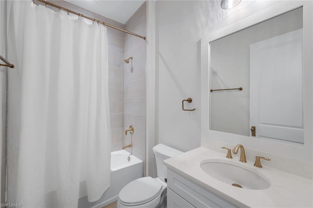 ABACO POINTE - Residential